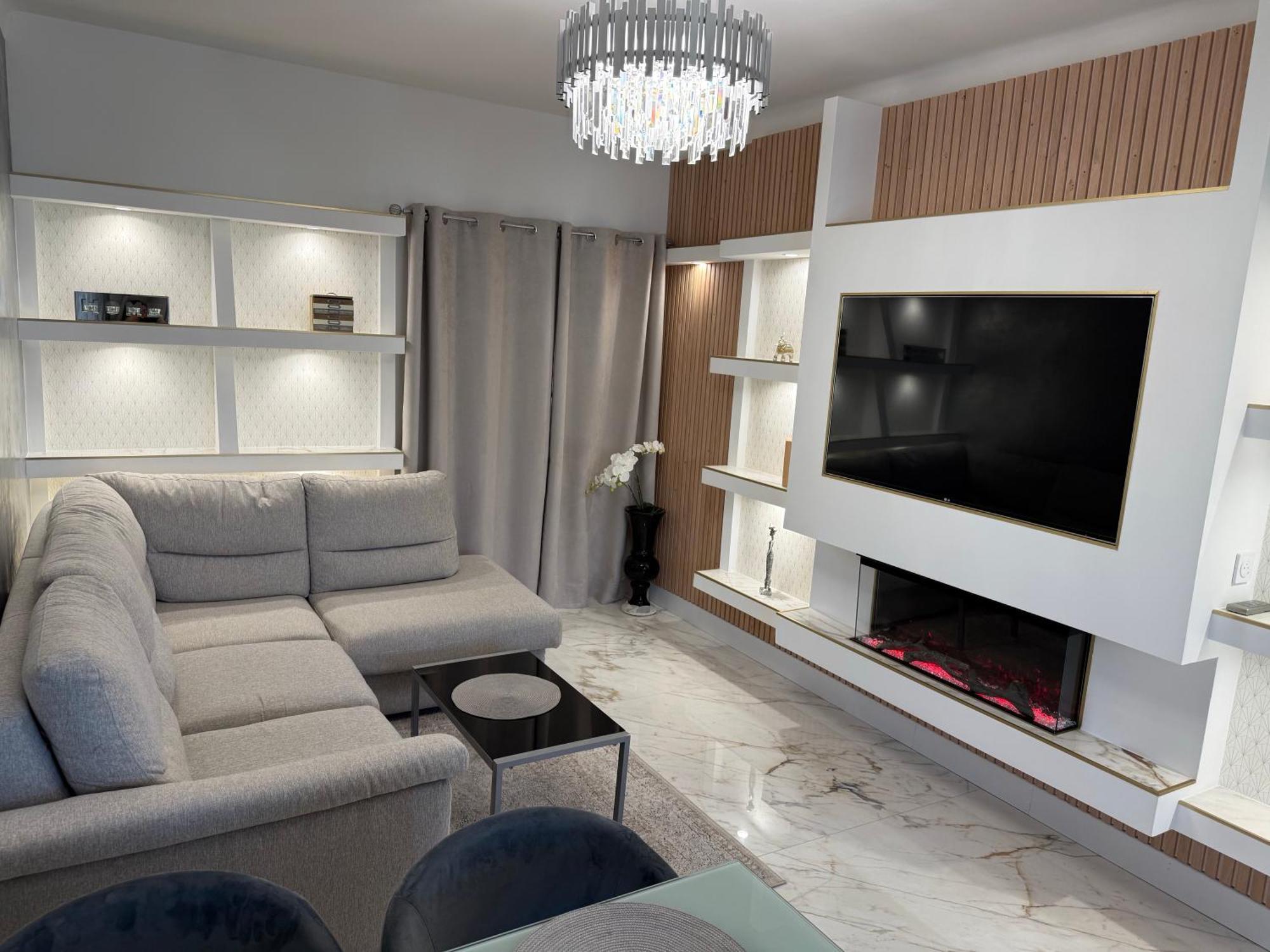 Emotion Vip Apartment Nice Exterior photo